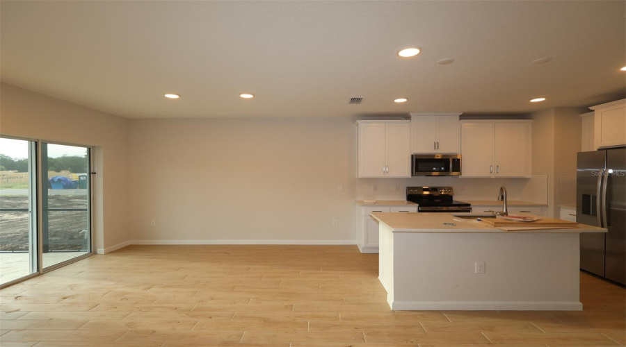 Orlando, Florida 32822, 3 Bedroom Bedrooms, ,2 Bathroombathrooms,Residential,For Sale,Fellow Wagon,0,Mfro6434118