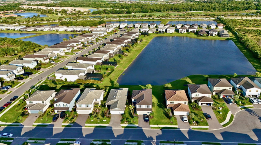 Lakewood Ranch, Florida 34211, 4 Bedroom Bedrooms, ,3 Bathroombathrooms,Residential,For Sale,Bluestar,0,Mfra4691201