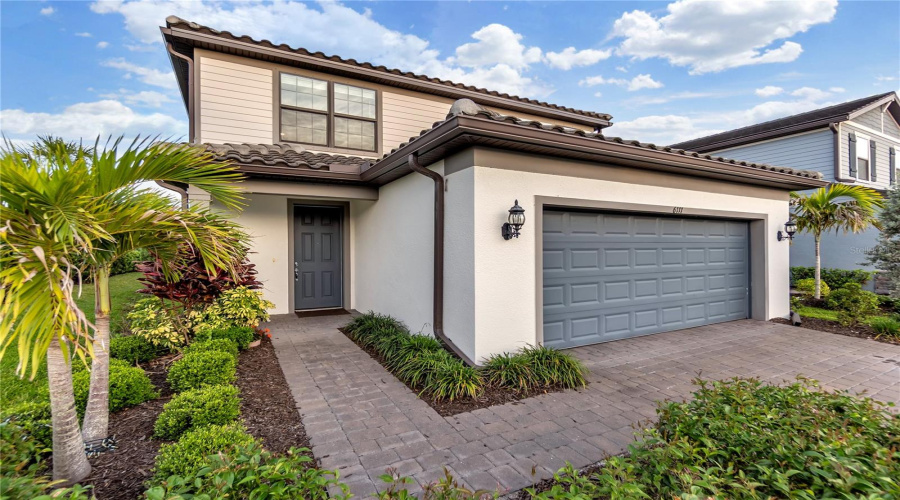 Lakewood Ranch, Florida 34211, 4 Bedroom Bedrooms, ,3 Bathroombathrooms,Residential,For Sale,Bluestar,0,Mfra4691201