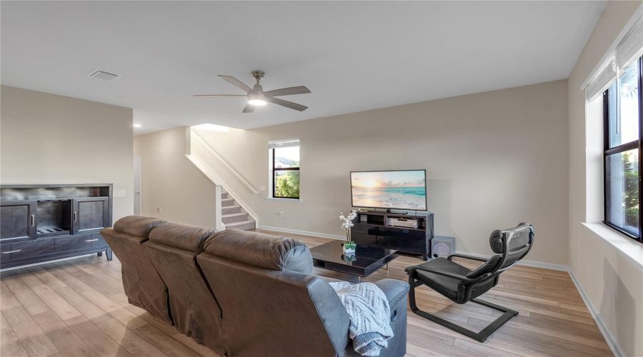 Lakewood Ranch, Florida 34211, 4 Bedroom Bedrooms, ,3 Bathroombathrooms,Residential,For Sale,Bluestar,0,Mfra4691201