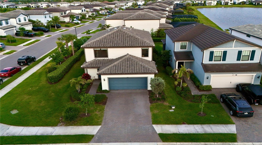 Lakewood Ranch, Florida 34211, 4 Bedroom Bedrooms, ,3 Bathroombathrooms,Residential,For Sale,Bluestar,0,Mfra4691201