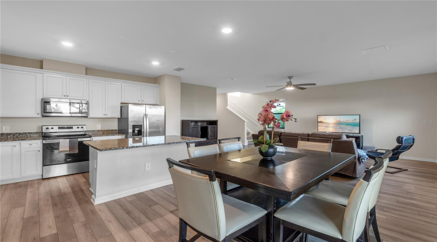 Lakewood Ranch, Florida 34211, 4 Bedroom Bedrooms, ,3 Bathroombathrooms,Residential,For Sale,Bluestar,0,Mfra4691201