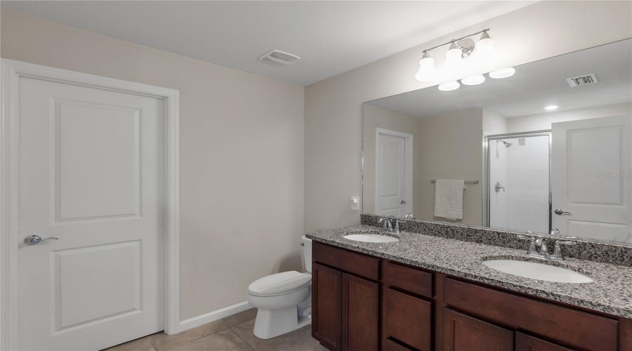Lakewood Ranch, Florida 34211, 4 Bedroom Bedrooms, ,3 Bathroombathrooms,Residential,For Sale,Bluestar,0,Mfra4691201