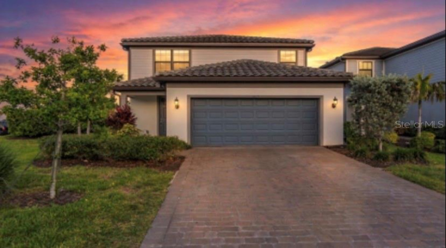 Lakewood Ranch, Florida 34211, 4 Bedroom Bedrooms, ,3 Bathroombathrooms,Residential,For Sale,Bluestar,0,Mfra4691201