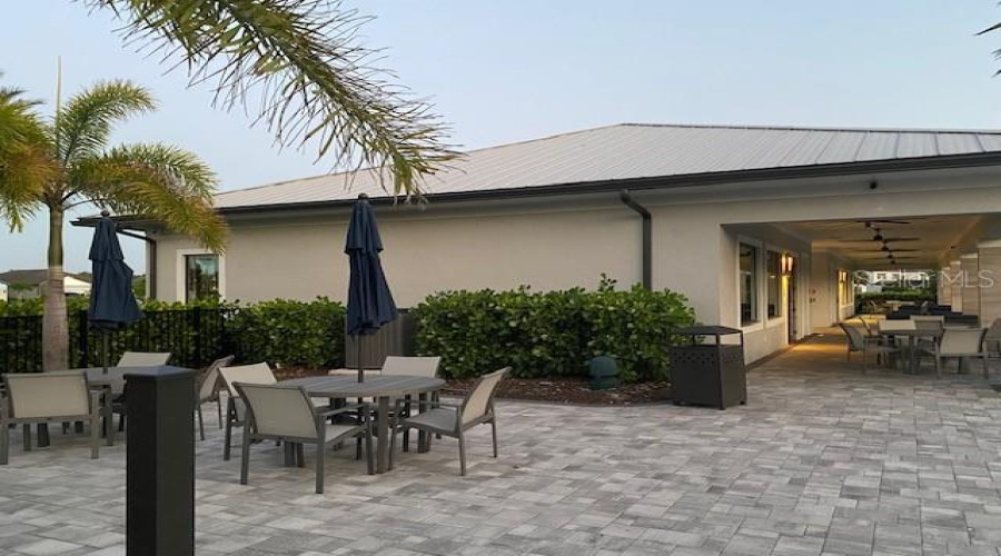 Lakewood Ranch, Florida 34211, 4 Bedroom Bedrooms, ,3 Bathroombathrooms,Residential,For Sale,Bluestar,0,Mfra4691201