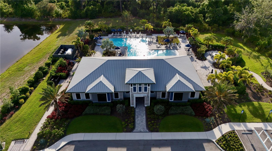 Lakewood Ranch, Florida 34211, 4 Bedroom Bedrooms, ,3 Bathroombathrooms,Residential,For Sale,Bluestar,0,Mfra4691201