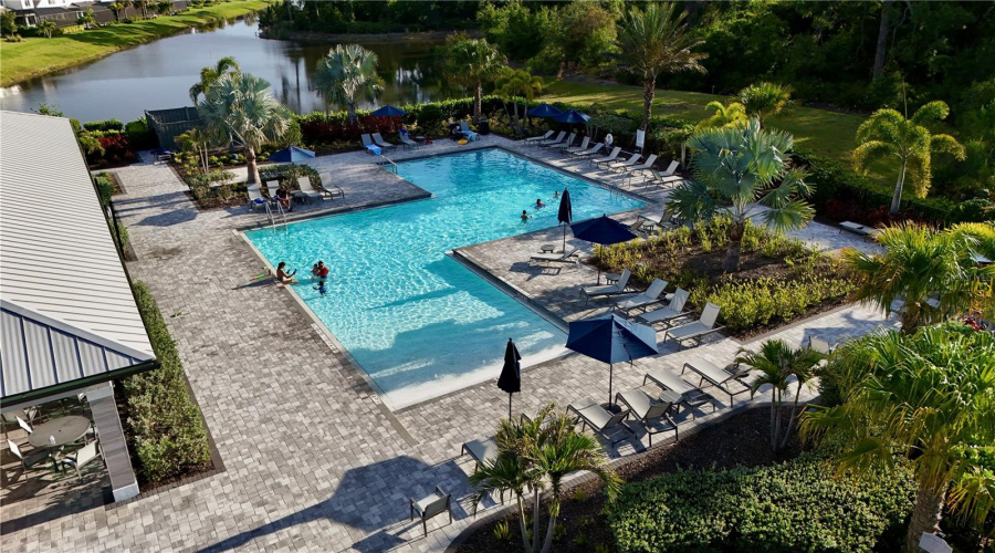 Lakewood Ranch, Florida 34211, 4 Bedroom Bedrooms, ,3 Bathroombathrooms,Residential,For Sale,Bluestar,0,Mfra4691201