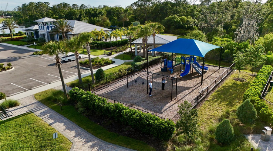 Lakewood Ranch, Florida 34211, 4 Bedroom Bedrooms, ,3 Bathroombathrooms,Residential,For Sale,Bluestar,0,Mfra4691201