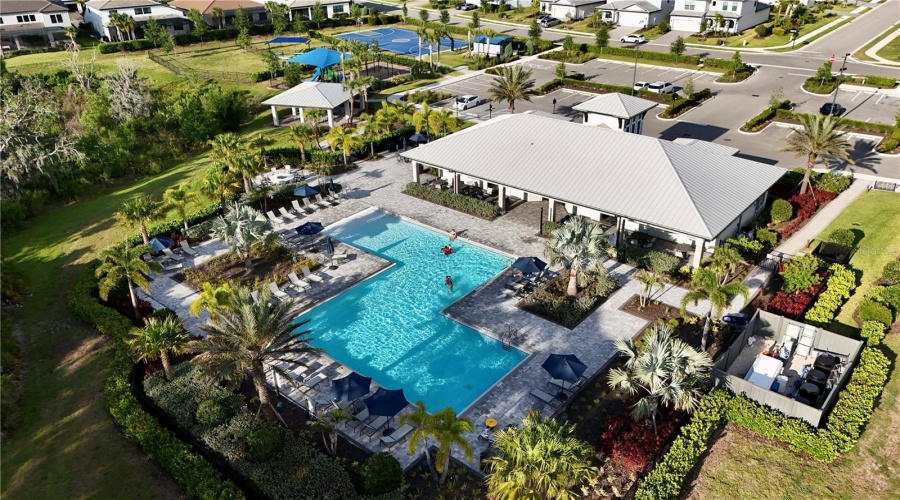 Lakewood Ranch, Florida 34211, 4 Bedroom Bedrooms, ,3 Bathroombathrooms,Residential,For Sale,Bluestar,0,Mfra4691201