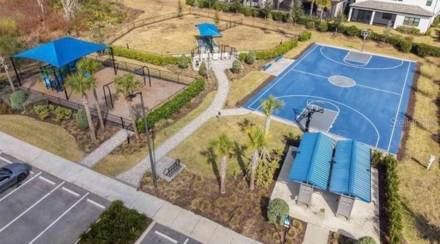 Lakewood Ranch, Florida 34211, 4 Bedroom Bedrooms, ,3 Bathroombathrooms,Residential,For Sale,Bluestar,0,Mfra4691201