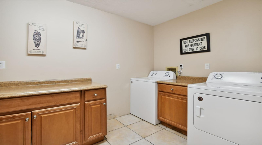 Belleair Beach, Florida 33786, 6 Bedroom Bedrooms, ,5 Bathroombathrooms,Residential,For Sale,Gulf,0,Mfrtb8542071