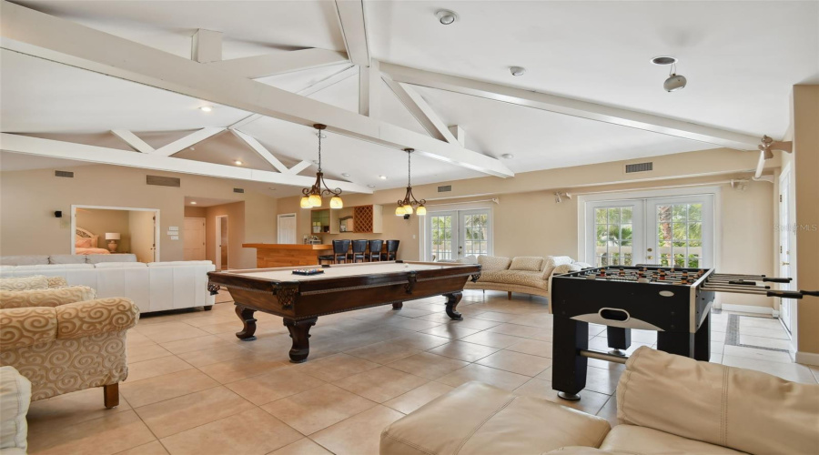 Belleair Beach, Florida 33786, 6 Bedroom Bedrooms, ,5 Bathroombathrooms,Residential,For Sale,Gulf,0,Mfrtb8542071