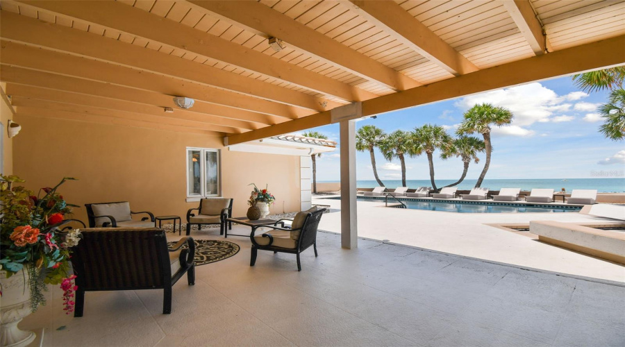 Belleair Beach, Florida 33786, 6 Bedroom Bedrooms, ,5 Bathroombathrooms,Residential,For Sale,Gulf,0,Mfrtb8542071