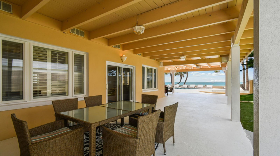 Belleair Beach, Florida 33786, 6 Bedroom Bedrooms, ,5 Bathroombathrooms,Residential,For Sale,Gulf,0,Mfrtb8542071