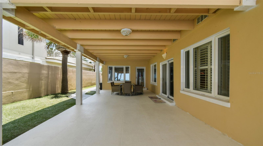 Belleair Beach, Florida 33786, 6 Bedroom Bedrooms, ,5 Bathroombathrooms,Residential,For Sale,Gulf,0,Mfrtb8542071