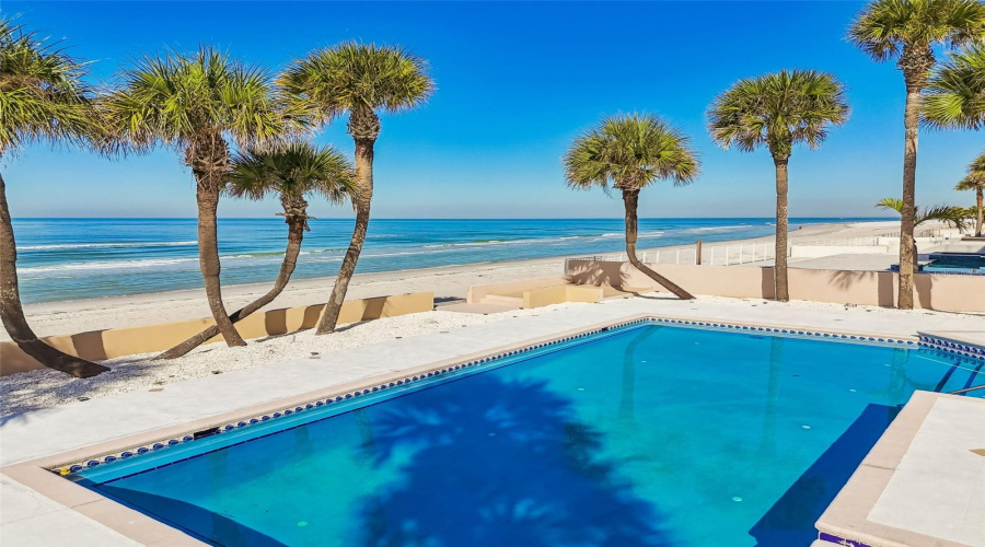 Belleair Beach, Florida 33786, 6 Bedroom Bedrooms, ,5 Bathroombathrooms,Residential,For Sale,Gulf,0,Mfrtb8542071