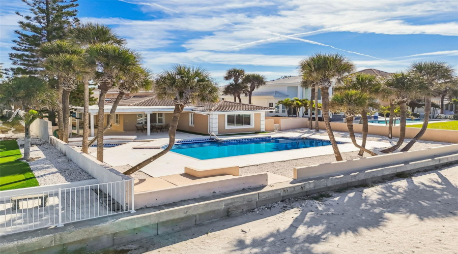 Belleair Beach, Florida 33786, 6 Bedroom Bedrooms, ,5 Bathroombathrooms,Residential,For Sale,Gulf,0,Mfrtb8542071