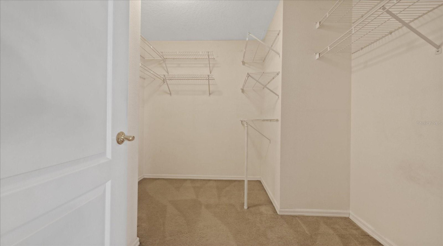 New Port Richey, Florida 34653, 3 Bedroom Bedrooms, ,2 Bathroombathrooms,Residential,For Sale,Stones River,0,Mfrw7888896