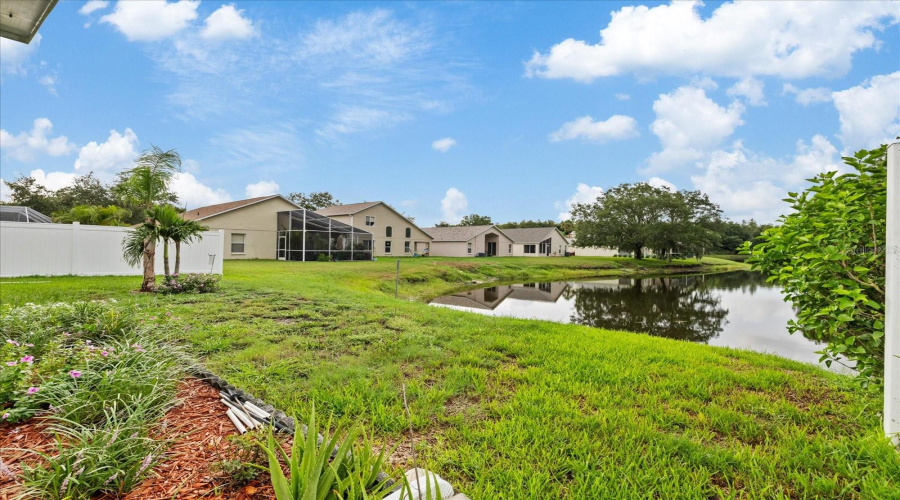 New Port Richey, Florida 34653, 3 Bedroom Bedrooms, ,2 Bathroombathrooms,Residential,For Sale,Stones River,0,Mfrw7888896