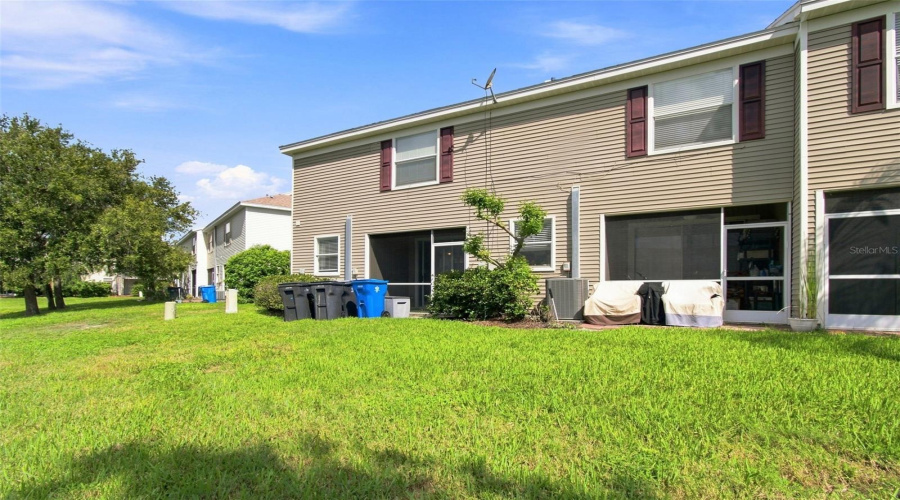 Tampa, Florida 33635, 2 Bedroom Bedrooms, ,1 Bathroombathrooms,Residential,For Sale,Country White,0,Mfrtb8542335