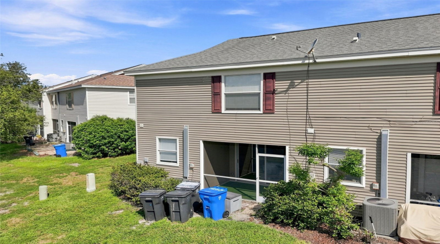 Tampa, Florida 33635, 2 Bedroom Bedrooms, ,1 Bathroombathrooms,Residential,For Sale,Country White,0,Mfrtb8542335