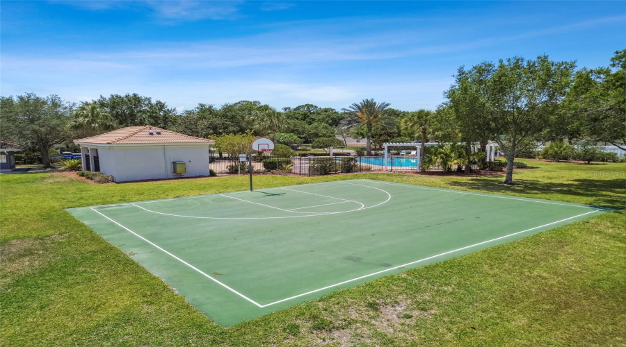 Tampa, Florida 33635, 2 Bedroom Bedrooms, ,1 Bathroombathrooms,Residential,For Sale,Country White,0,Mfrtb8542335