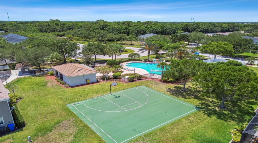 Tampa, Florida 33635, 2 Bedroom Bedrooms, ,1 Bathroombathrooms,Residential,For Sale,Country White,0,Mfrtb8542335