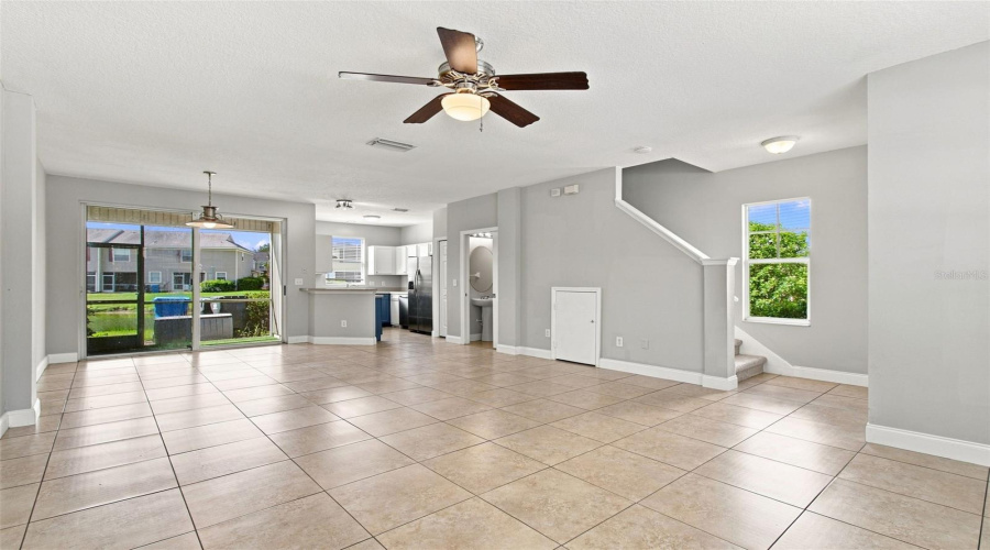 Tampa, Florida 33635, 2 Bedroom Bedrooms, ,1 Bathroombathrooms,Residential,For Sale,Country White,0,Mfrtb8542335