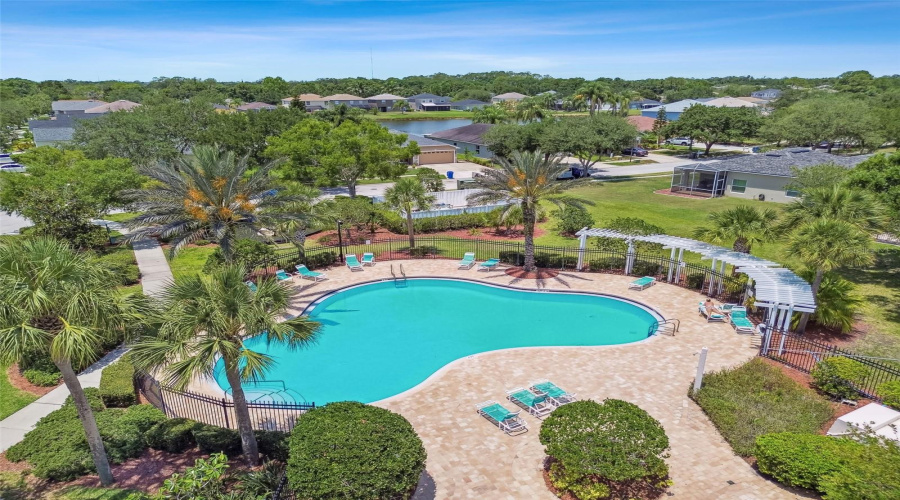 Tampa, Florida 33635, 2 Bedroom Bedrooms, ,1 Bathroombathrooms,Residential,For Sale,Country White,0,Mfrtb8542335