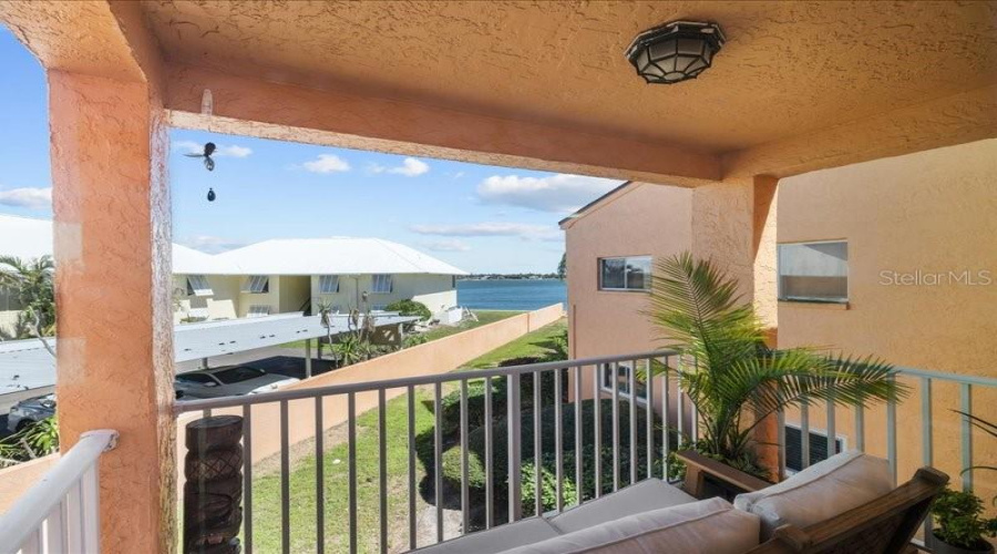St Petersburg, Florida 33711, 2 Bedroom Bedrooms, ,2 Bathroombathrooms,Residential,For Sale,Sunshine Skyway,0,Mfrtb8541989