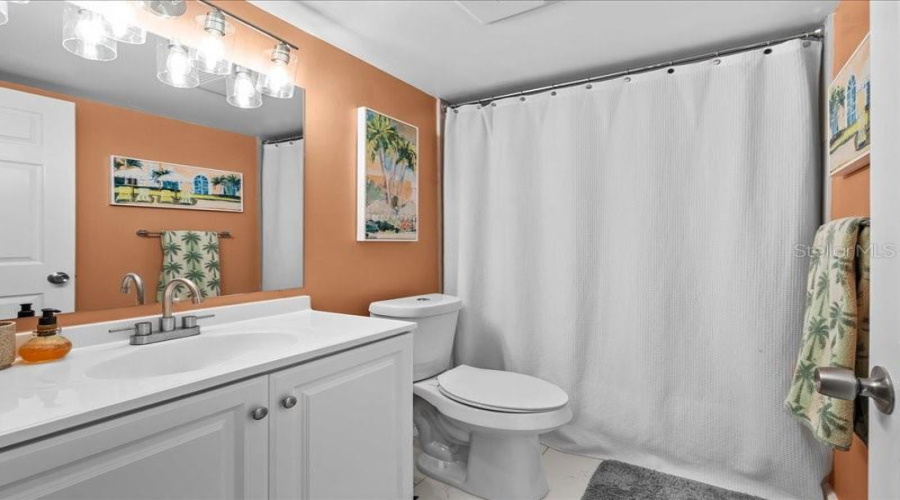 St Petersburg, Florida 33711, 2 Bedroom Bedrooms, ,2 Bathroombathrooms,Residential,For Sale,Sunshine Skyway,0,Mfrtb8541989