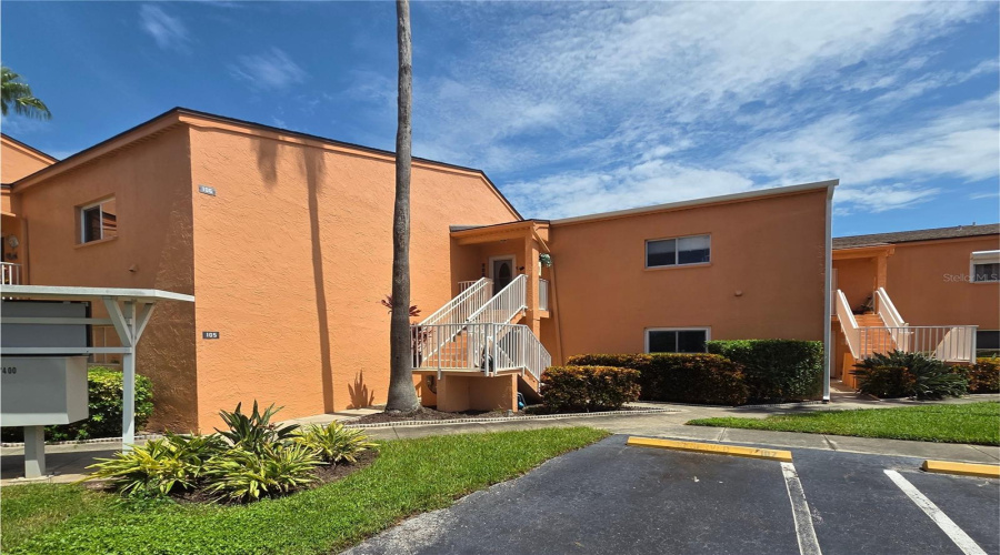 St Petersburg, Florida 33711, 2 Bedroom Bedrooms, ,2 Bathroombathrooms,Residential,For Sale,Sunshine Skyway,0,Mfrtb8541989