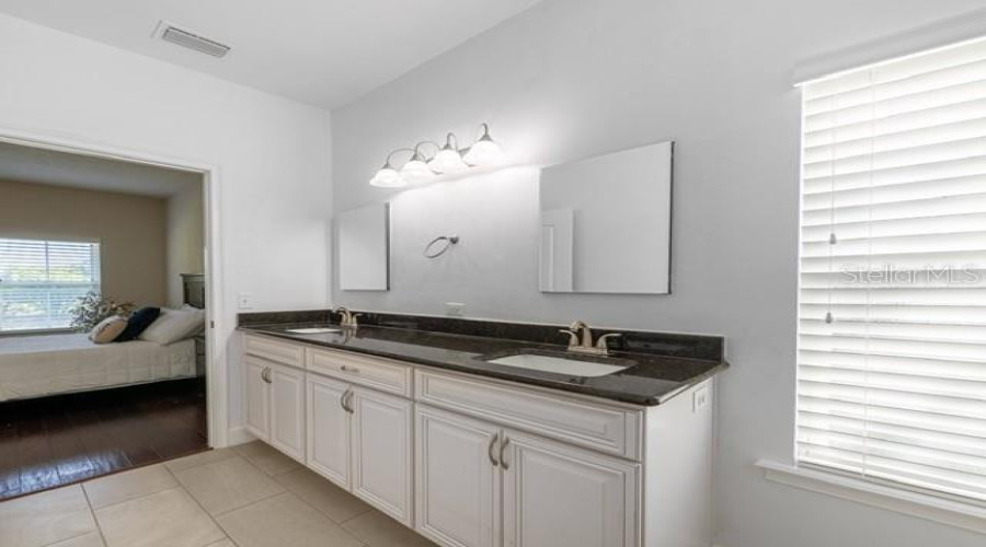 Newberry, Florida 32669, 3 Bedroom Bedrooms, ,2 Bathroombathrooms,Residential,For Sale,11,0,Mfrgc542993