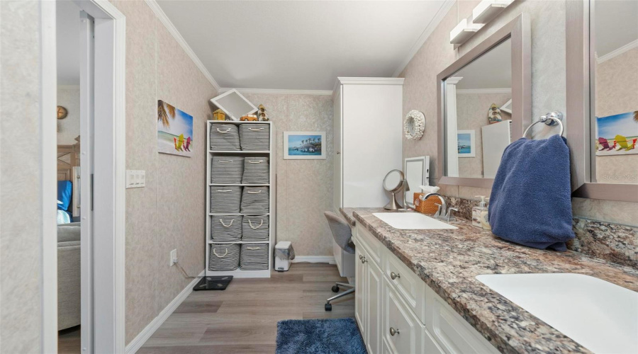 Port Charlotte, Florida 33980, 2 Bedroom Bedrooms, ,2 Bathroombathrooms,Residential,For Sale,Kings,0,Mfrc7529954