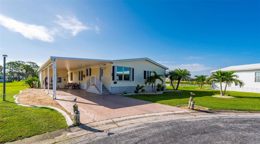 Port Charlotte, Florida 33980, 2 Bedroom Bedrooms, ,2 Bathroombathrooms,Residential,For Sale,Kings,0,Mfrc7529954