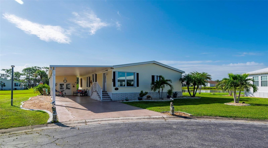 Port Charlotte, Florida 33980, 2 Bedroom Bedrooms, ,2 Bathroombathrooms,Residential,For Sale,Kings,0,Mfrc7529954