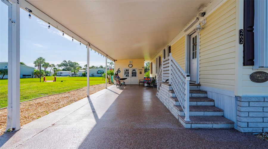 Port Charlotte, Florida 33980, 2 Bedroom Bedrooms, ,2 Bathroombathrooms,Residential,For Sale,Kings,0,Mfrc7529954