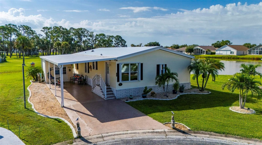 Port Charlotte, Florida 33980, 2 Bedroom Bedrooms, ,2 Bathroombathrooms,Residential,For Sale,Kings,0,Mfrc7529954