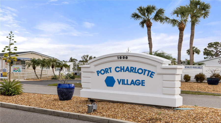 Port Charlotte, Florida 33980, 2 Bedroom Bedrooms, ,2 Bathroombathrooms,Residential,For Sale,Kings,0,Mfrc7529954