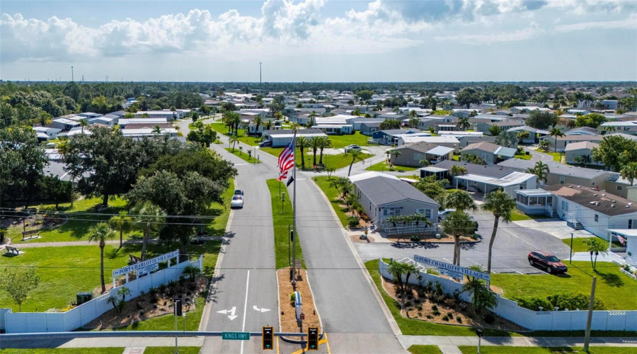Port Charlotte, Florida 33980, 2 Bedroom Bedrooms, ,2 Bathroombathrooms,Residential,For Sale,Kings,0,Mfrc7529954