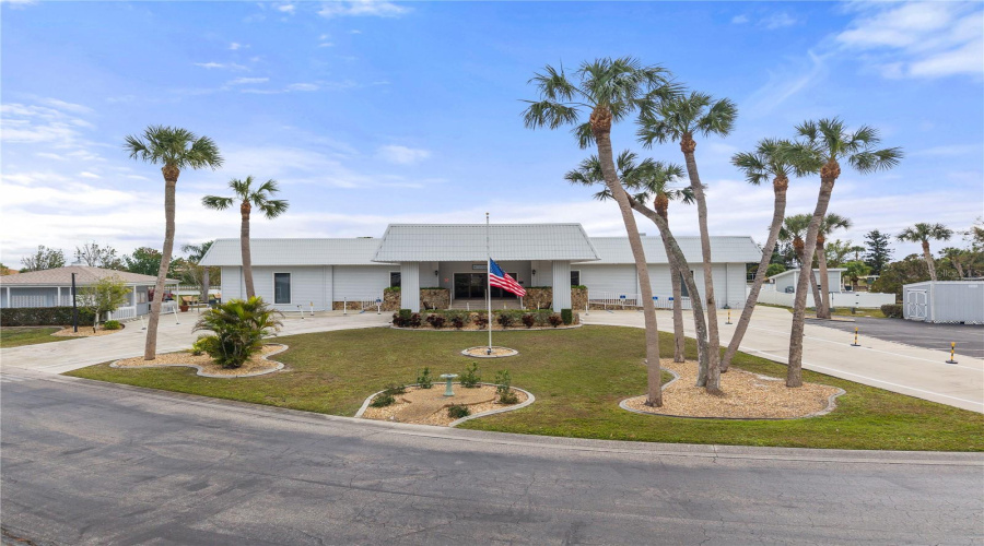 Port Charlotte, Florida 33980, 2 Bedroom Bedrooms, ,2 Bathroombathrooms,Residential,For Sale,Kings,0,Mfrc7529954