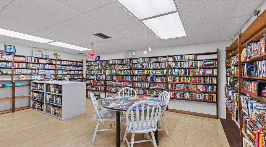 Port Charlotte, Florida 33980, 2 Bedroom Bedrooms, ,2 Bathroombathrooms,Residential,For Sale,Kings,0,Mfrc7529954