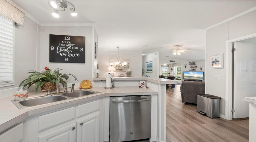 Port Charlotte, Florida 33980, 2 Bedroom Bedrooms, ,2 Bathroombathrooms,Residential,For Sale,Kings,0,Mfrc7529954