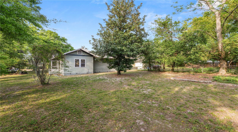 Lakeland, Florida 33815, 3 Bedroom Bedrooms, ,2 Bathroombathrooms,Residential,For Sale,Ruby,0,Mfrl4964600