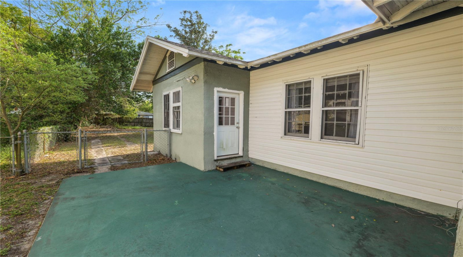 Lakeland, Florida 33815, 3 Bedroom Bedrooms, ,2 Bathroombathrooms,Residential,For Sale,Ruby,0,Mfrl4964600