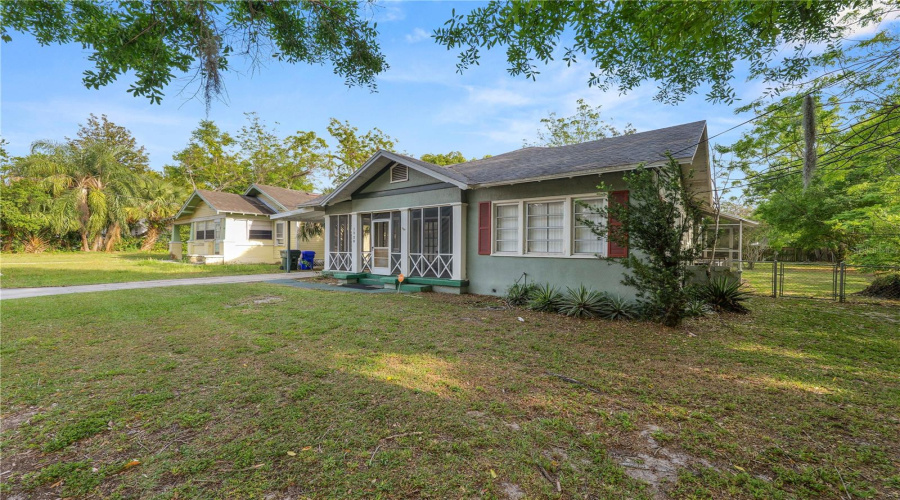 Lakeland, Florida 33815, 3 Bedroom Bedrooms, ,2 Bathroombathrooms,Residential,For Sale,Ruby,0,Mfrl4964600