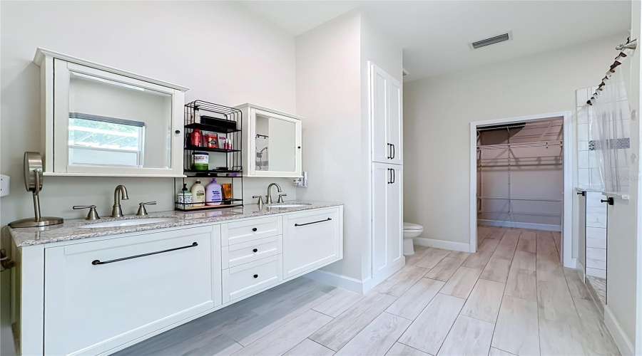 Bradenton, Florida 34207, 4 Bedroom Bedrooms, ,3 Bathroombathrooms,Residential,For Sale,Georgia,0,Mfra4704093