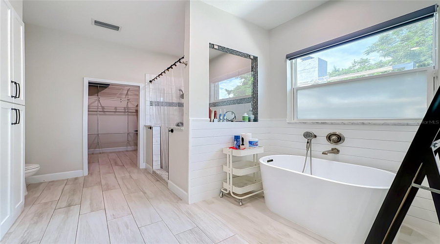 Bradenton, Florida 34207, 4 Bedroom Bedrooms, ,3 Bathroombathrooms,Residential,For Sale,Georgia,0,Mfra4704093