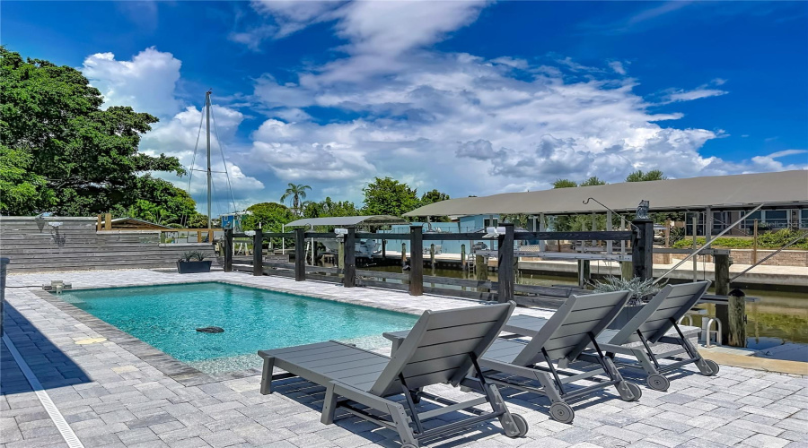 Bradenton, Florida 34207, 4 Bedroom Bedrooms, ,3 Bathroombathrooms,Residential,For Sale,Georgia,0,Mfra4704093