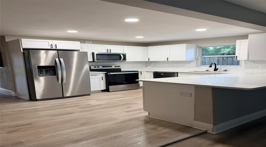 Tampa, Florida 33604, 3 Bedroom Bedrooms, ,2 Bathroombathrooms,Residential,For Sale,Norfolk,0,Mfrtb8542799